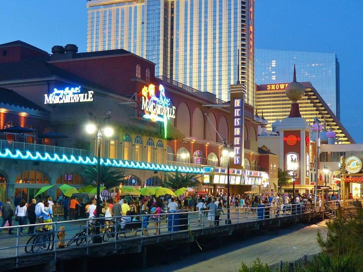 Sleep Six Cozysuites, 1Br 2Ba On The Boardwalk Atlantic City Exterior photo